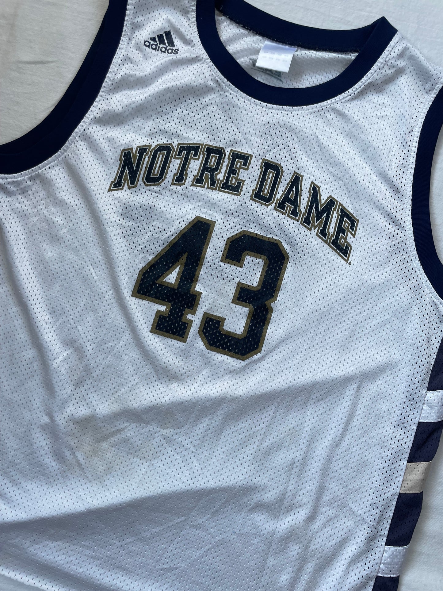 Vintage Notre Dame Basketball Jersey Large