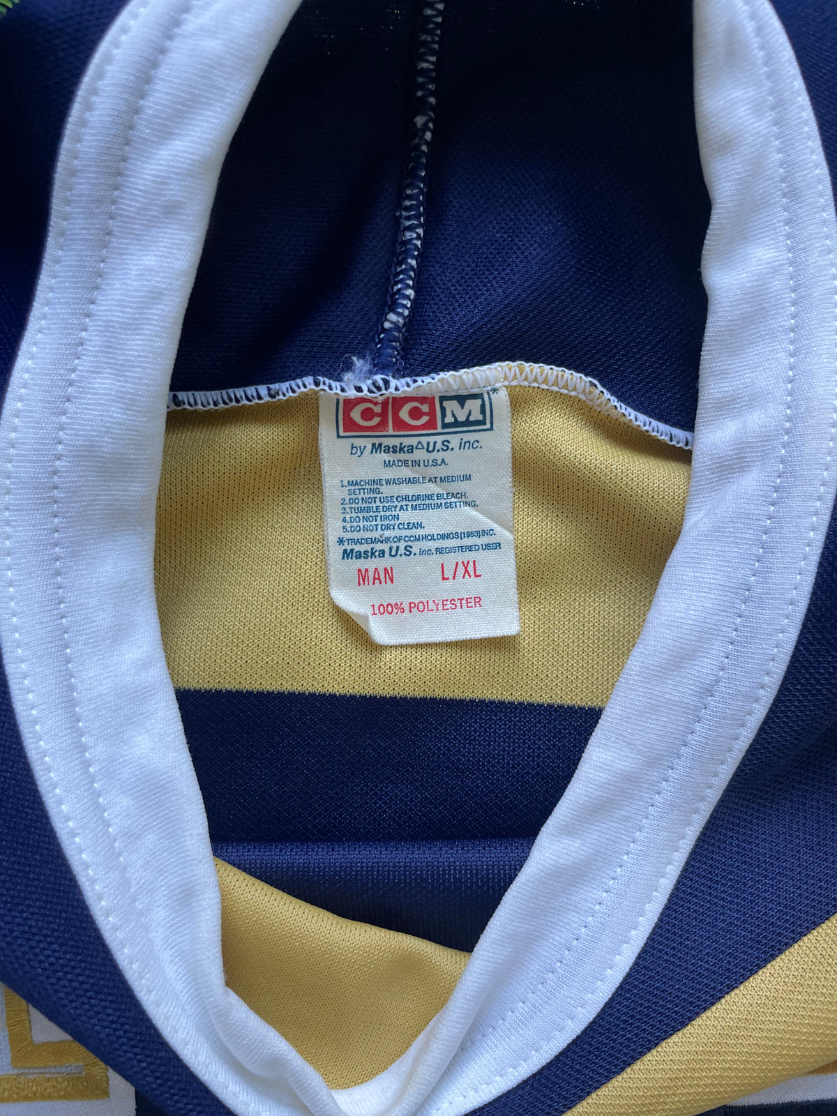 Vintage Notre Dame Hockey Jersey Large/XLarge
