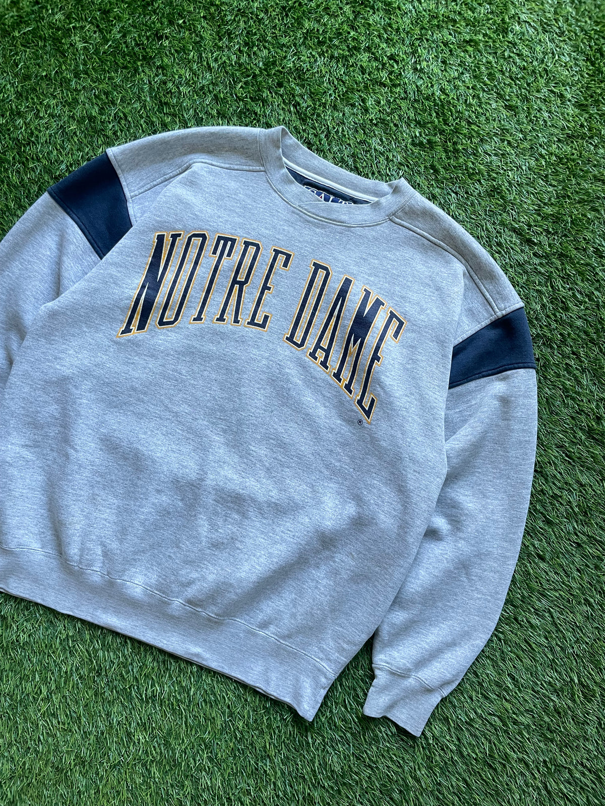 Vintage Notre Dame Fighting Irish Crewneck Sweatshirt Large