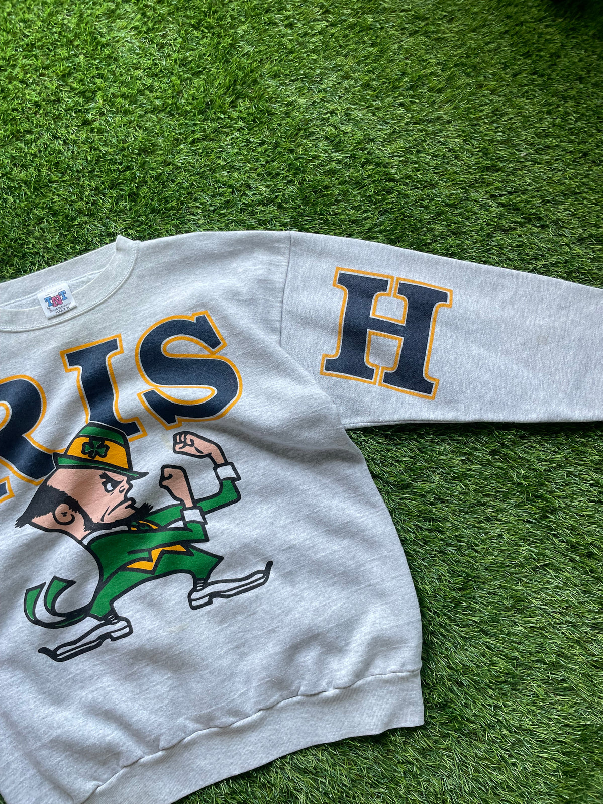 Vintage Notre Dame Irish Spell Out Crewneck Sweatshirt Large/XLarge