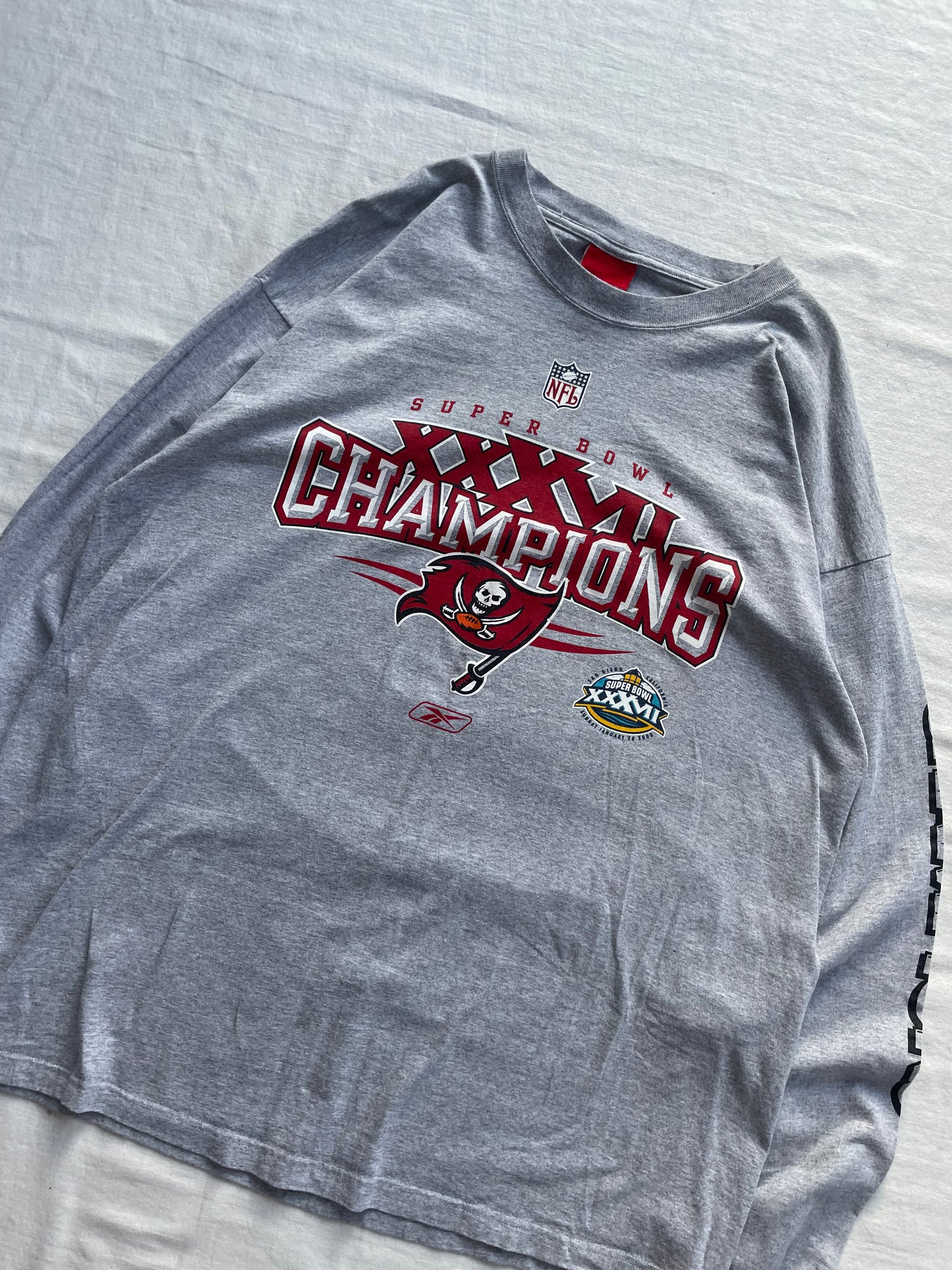 Vintage Tampa Bay Buccaneers 2003 Superbowl Champions Long Sleeve XLarge