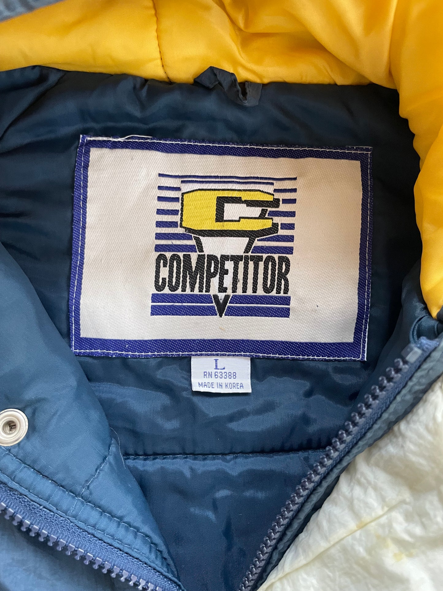 Vintage Notre Dame Puffer Jacket Large