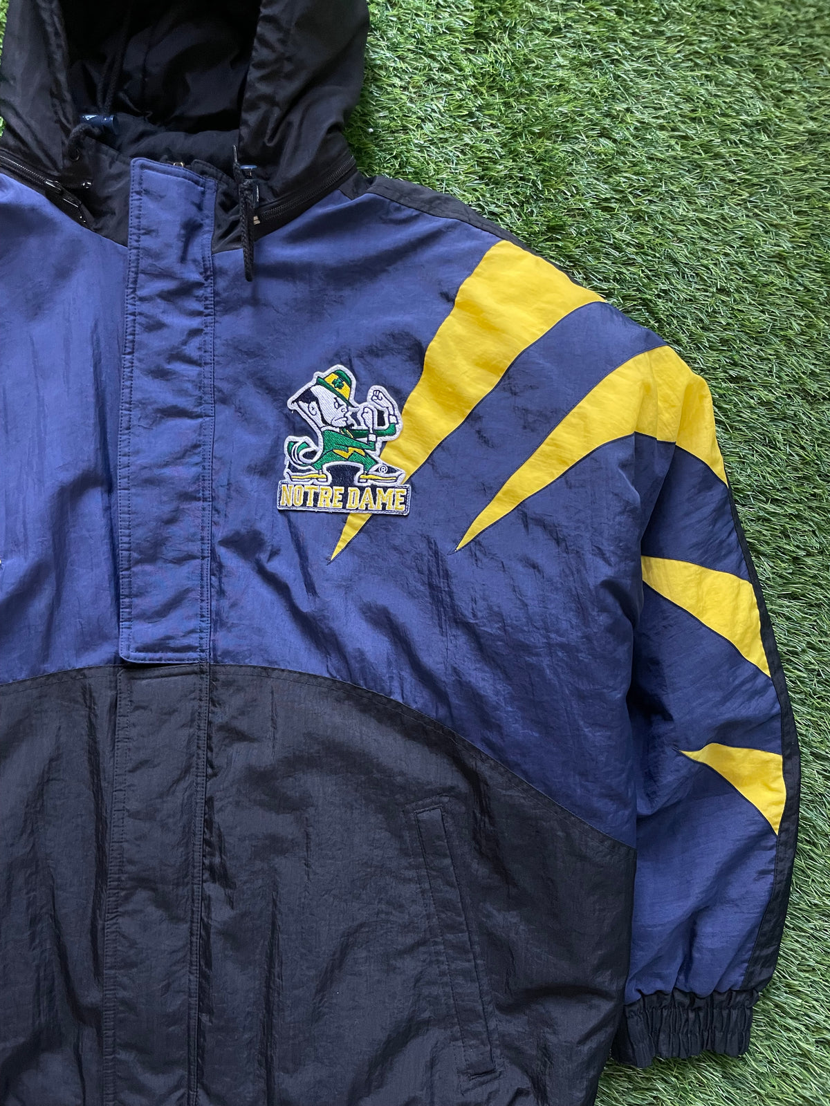 Vintage Notre Dame Puffer Jacket XLarge