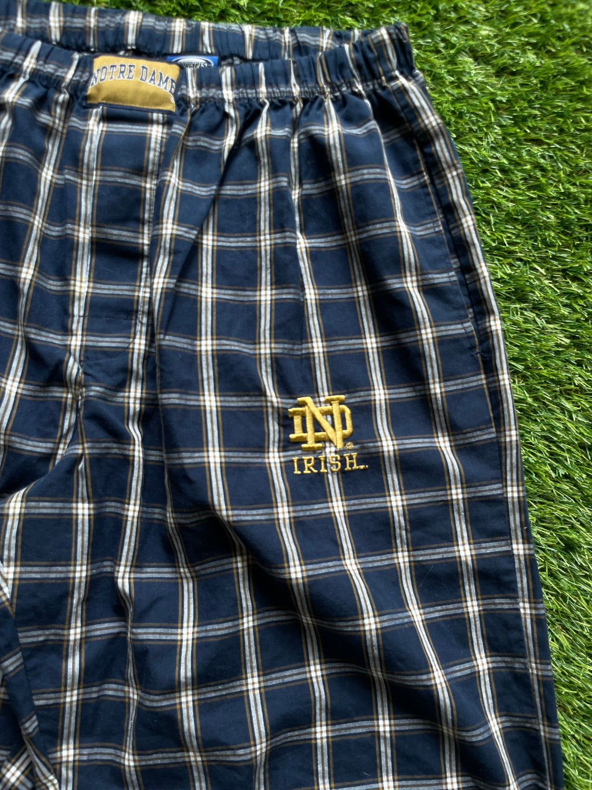 Vintage Notre Dame Irish Plaid Pants Medium