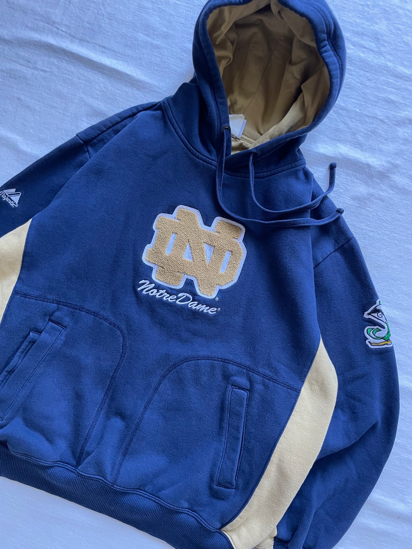 Vintage Notre Dame Hoodie Medium