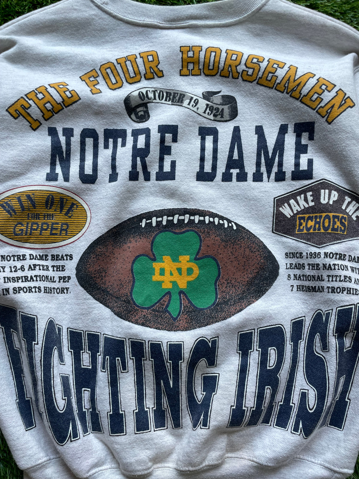 Vintage Notre Dame Fighting Irish National Champions Football Crewneck Medium
