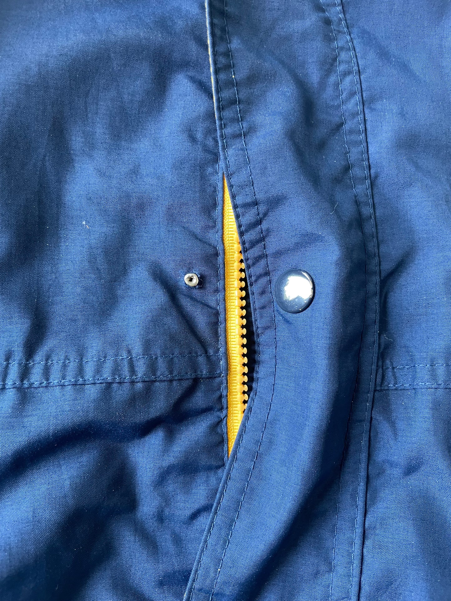 Vintage Notre Dame Windbreaker Jacket Large