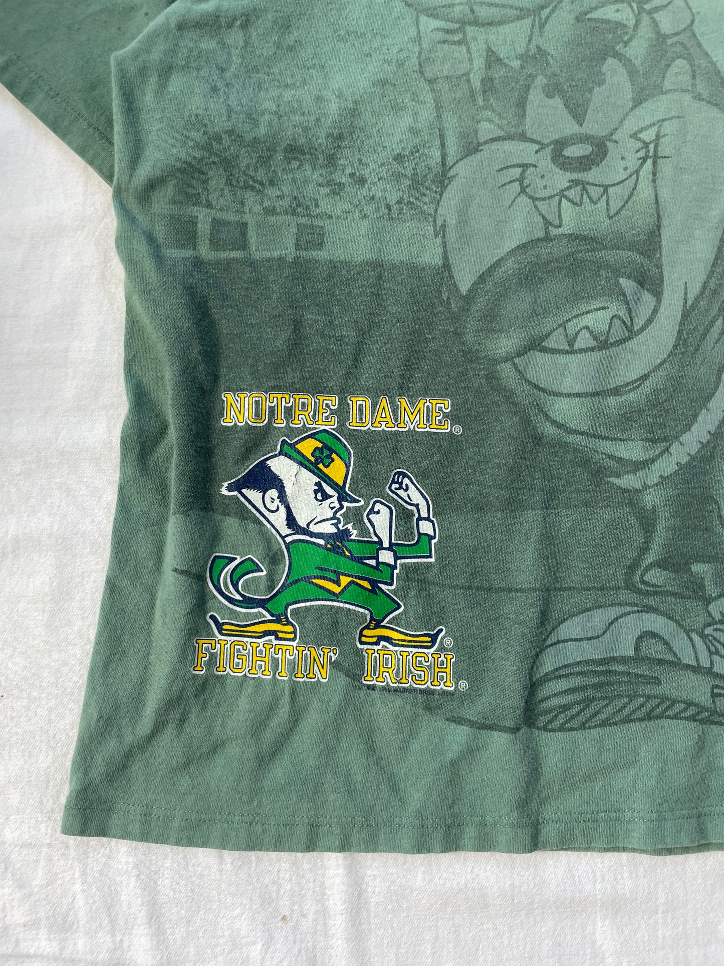Vintage Notre Dame Taz Basketball Tee XLarge
