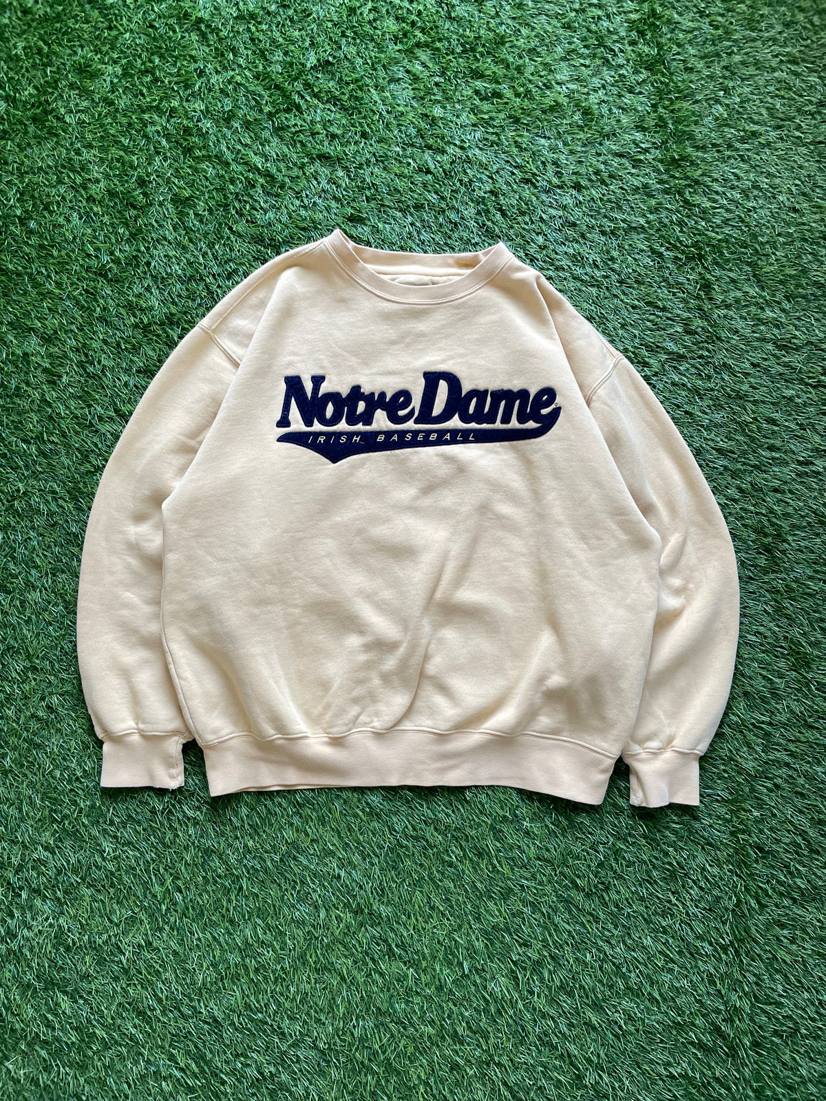 Vintage Notre Dame Baseball Gold Crewneck Sweatshirt Medium