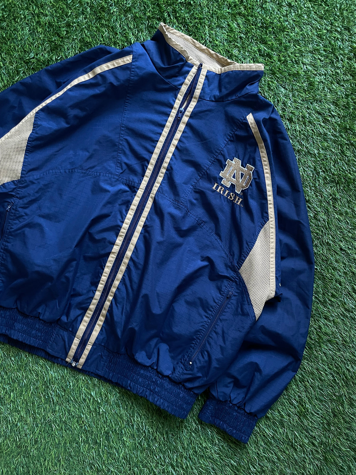 Vintage Notre Dame Irish Windbreaker Jacket XLarge