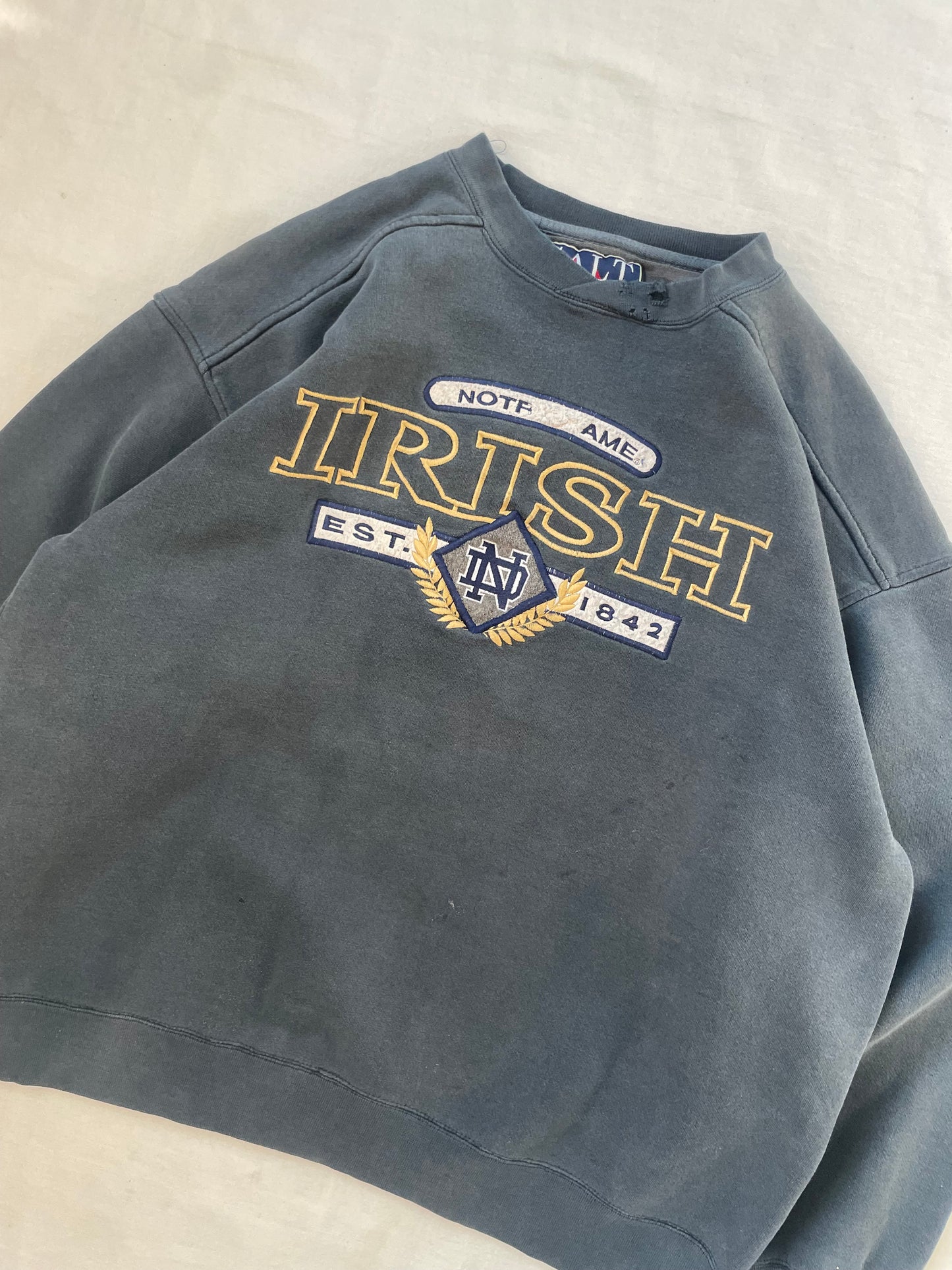 Vintage Notre Dame Distressed Crewneck XLarge