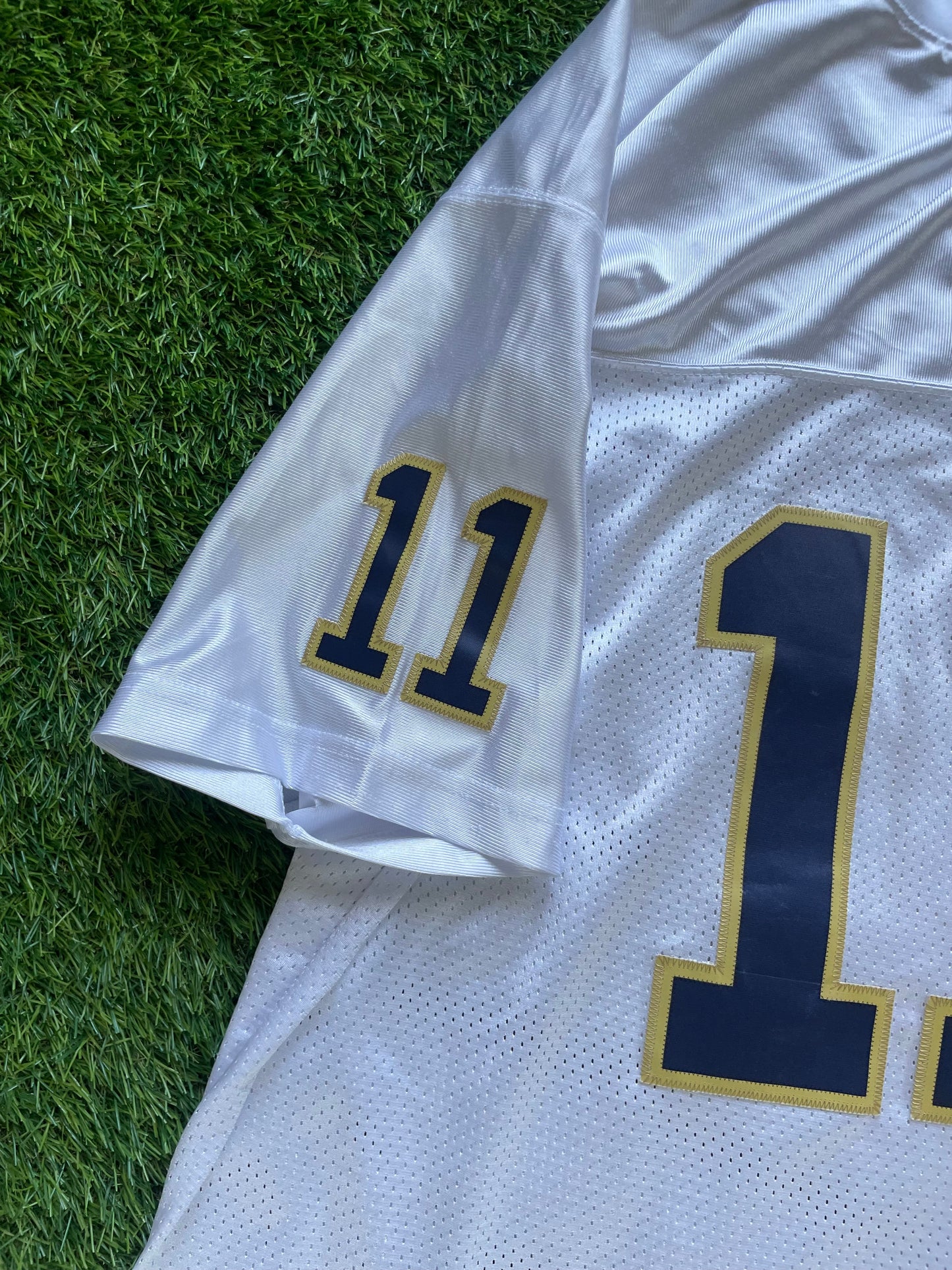 Vintage Notre Dame #11 Football Jersey Size XLarge
