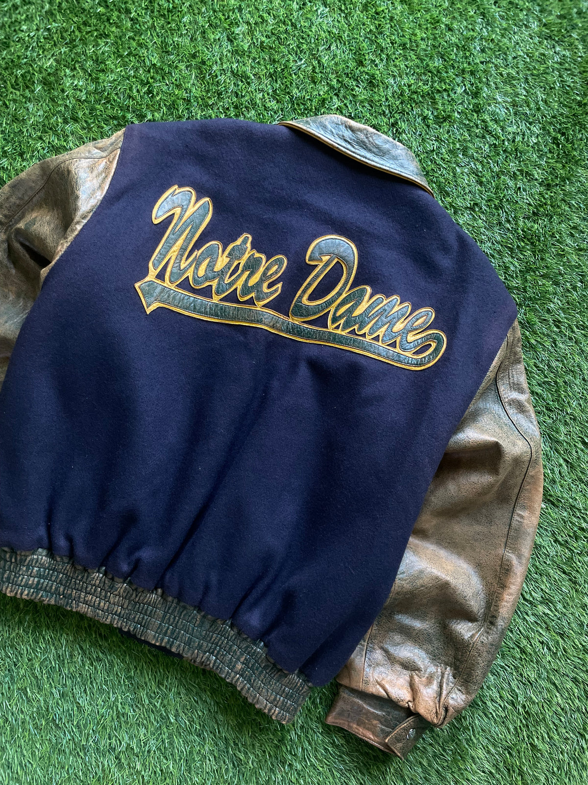 Vintage Notre Dame Fighting Irish Leather Varsity Jacket Large/XLarge