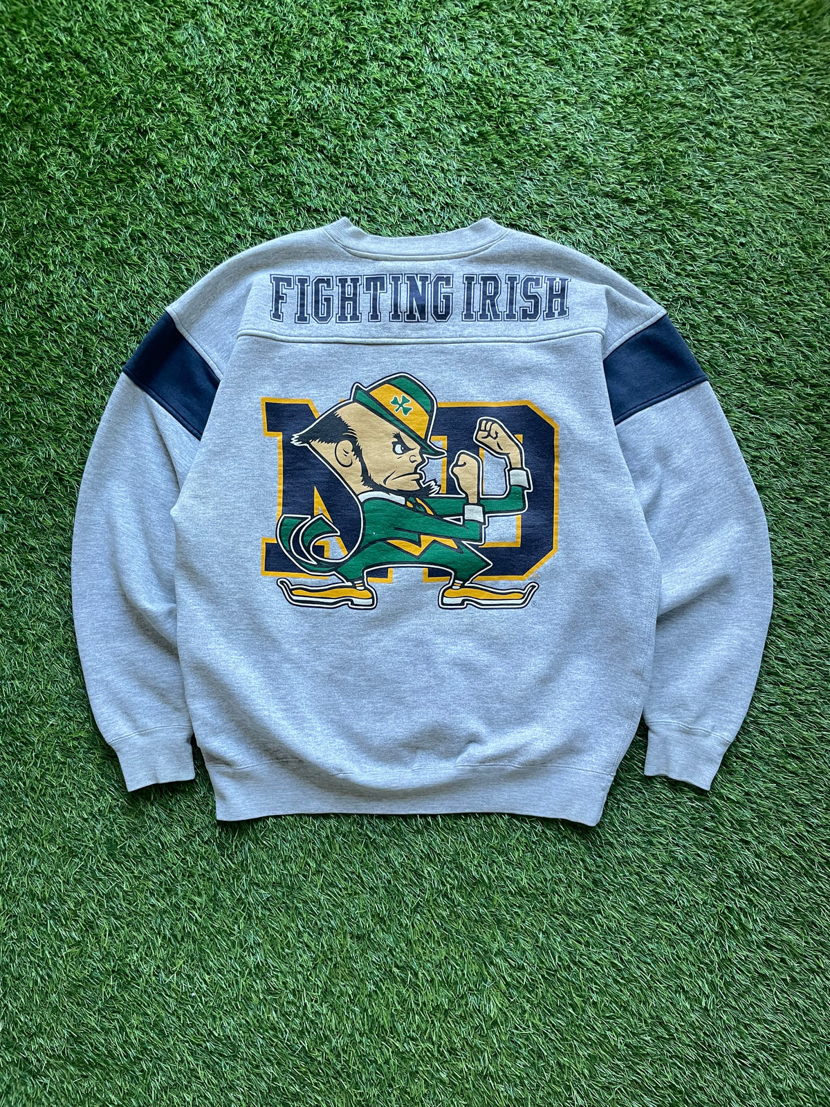 Vintage Notre Dame Fighting Irish Crewneck Sweatshirt Large