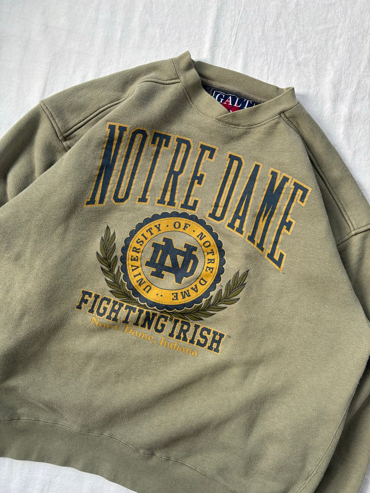 Vintage Notre Dame Crewneck Large