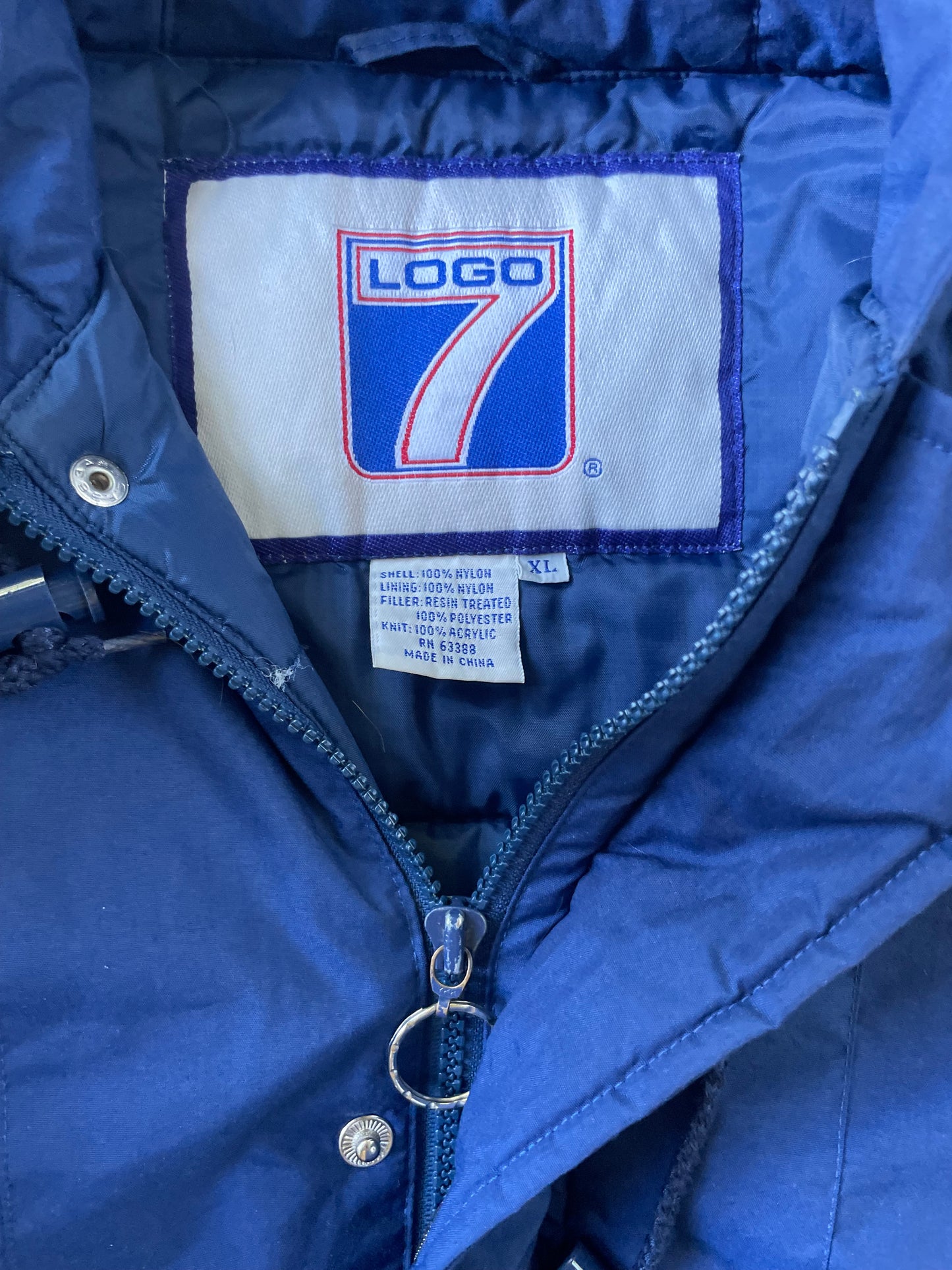 Vintage Notre Dame Puffer Jacket XLarge