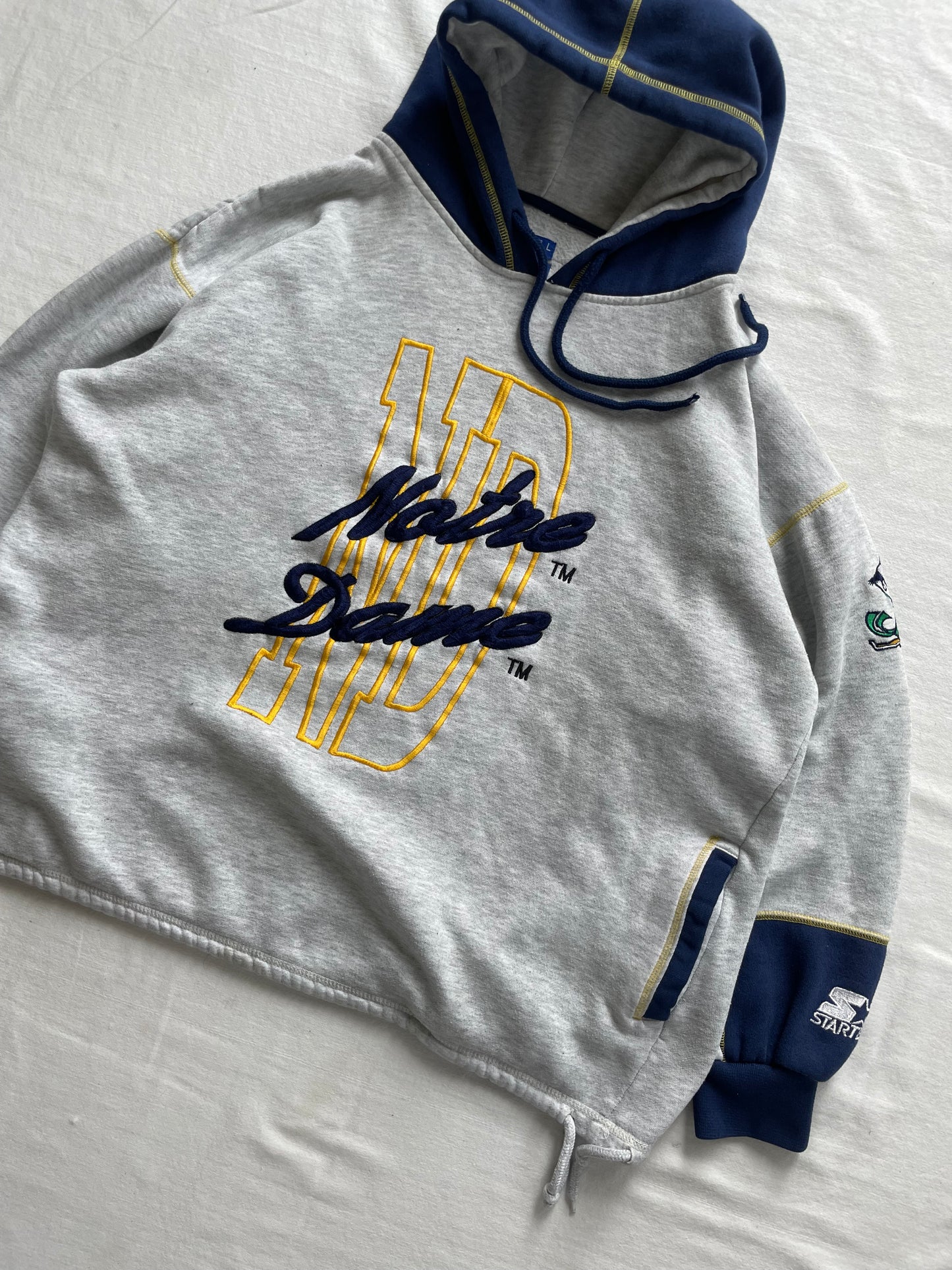 Vintage Notre Dame Starter Hoodie Large