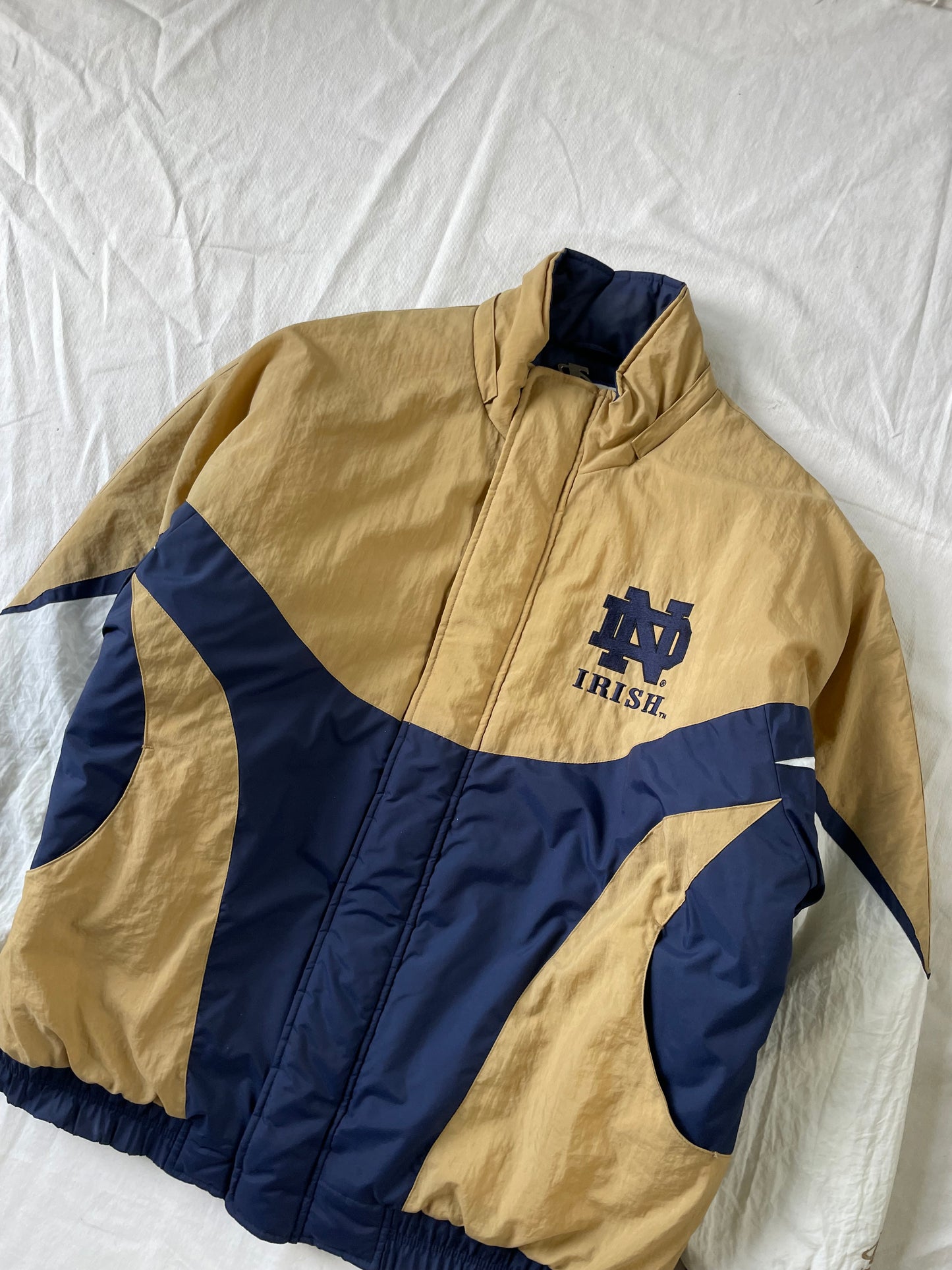 Vintage Notre Dame Fighting Irish Puffer Jacket XLarge