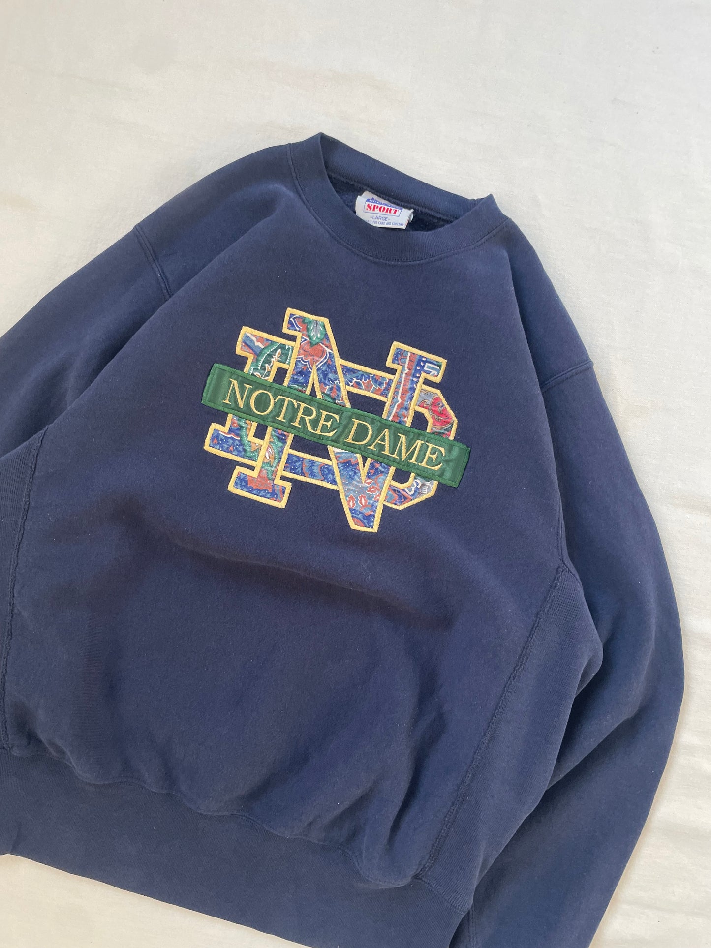 Vintage Notre Dame Floral Pattern Crewneck Medium/Large