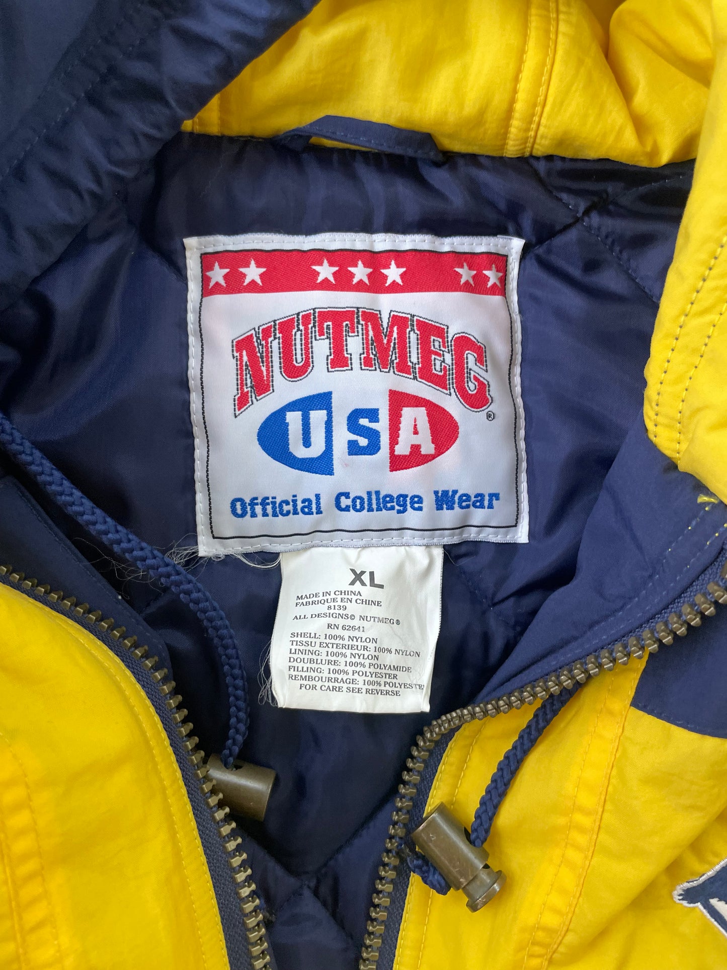 Vintage Notre Dame Puffer Jacket XLarge