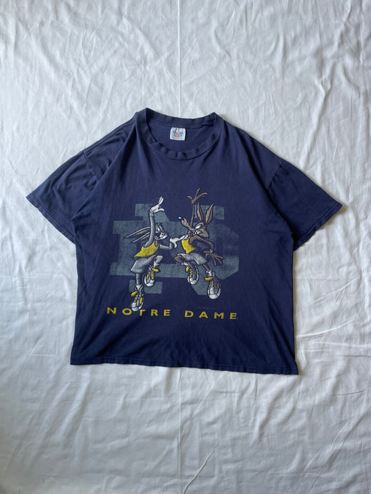 Vintage Notre Dame Looney Tunes T-shirt Large/XLarge