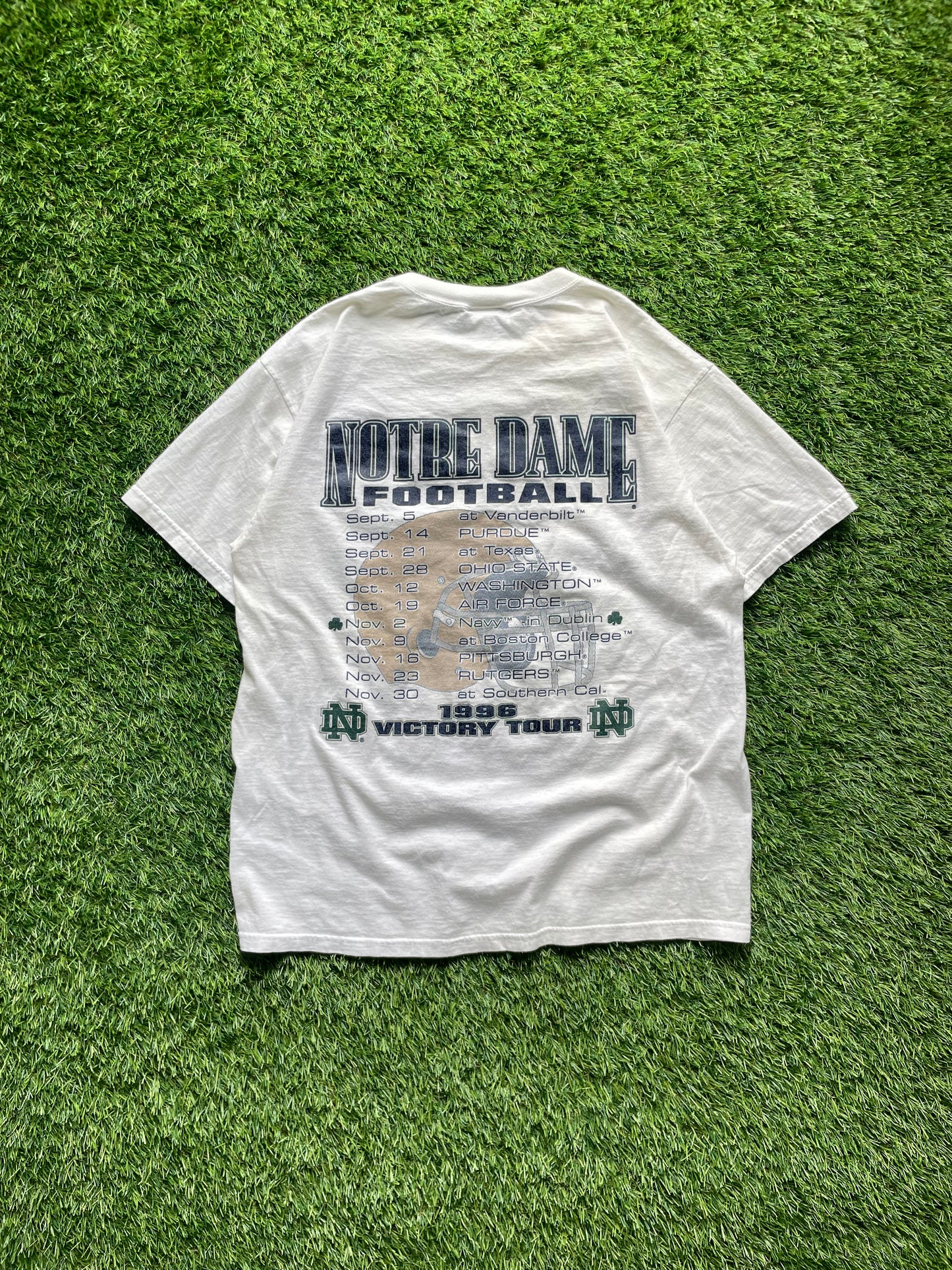Vintage Notre Dame 1996 Victory Tour Football Tee Large