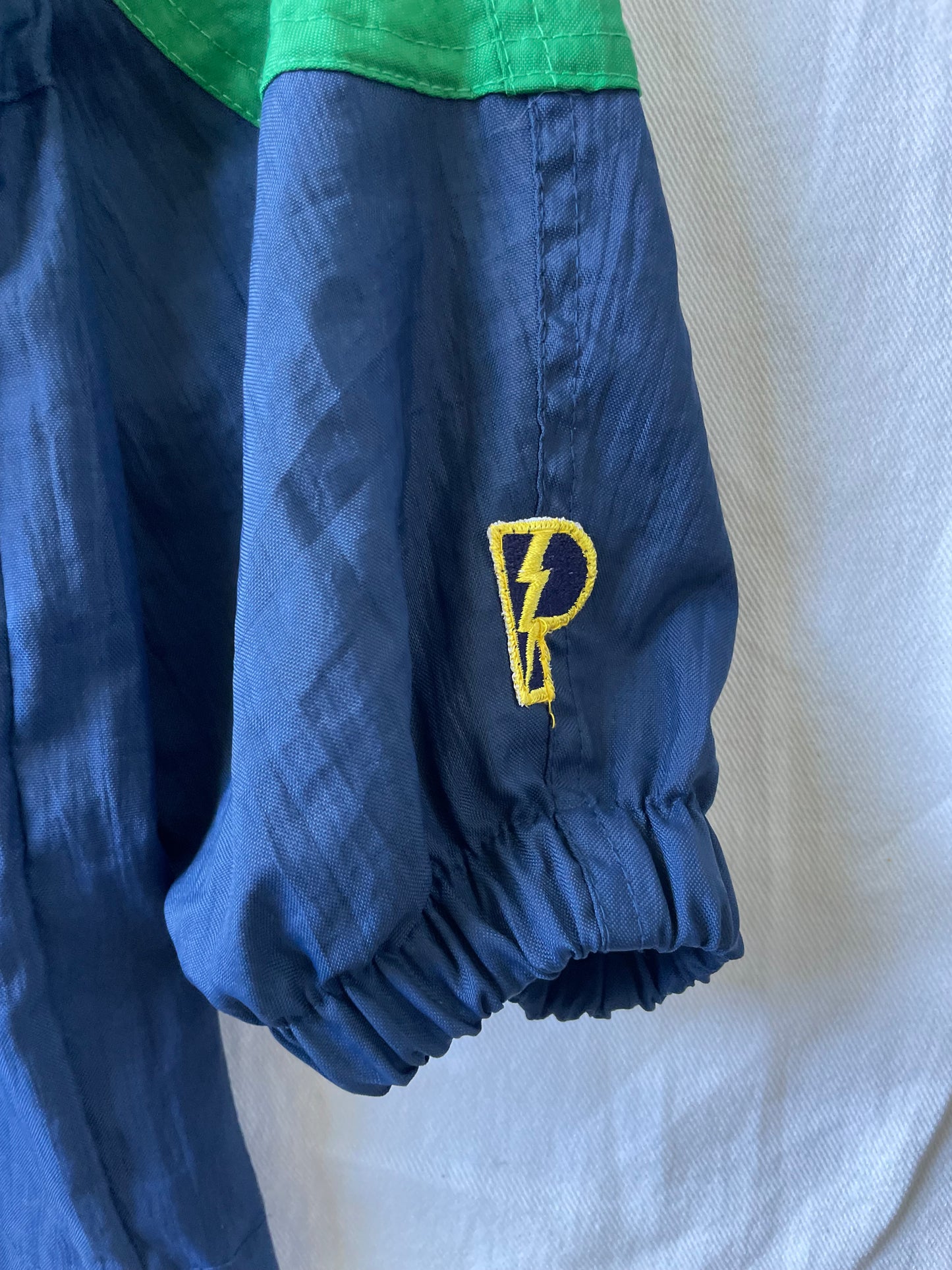 Vintage Notre Dame Fightin’ Irish Windbreaker Jacket Large