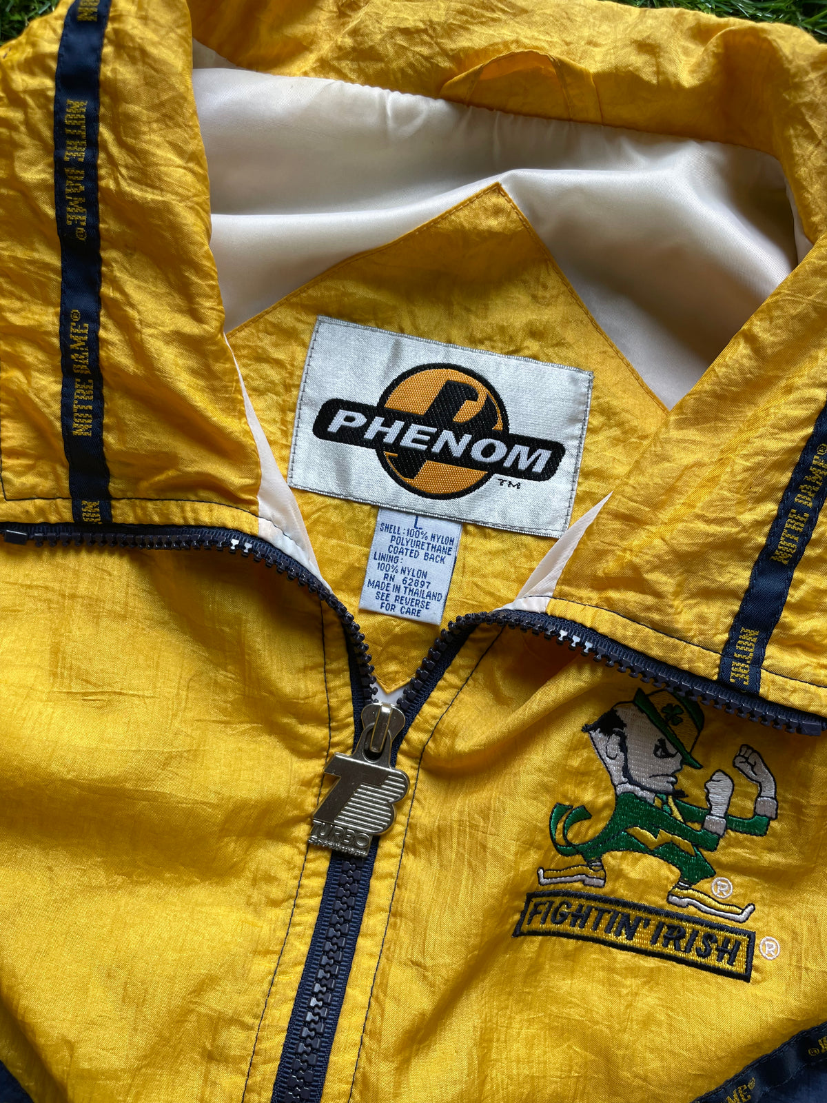 Vintage Notre Dame Windbreaker Jacket Large