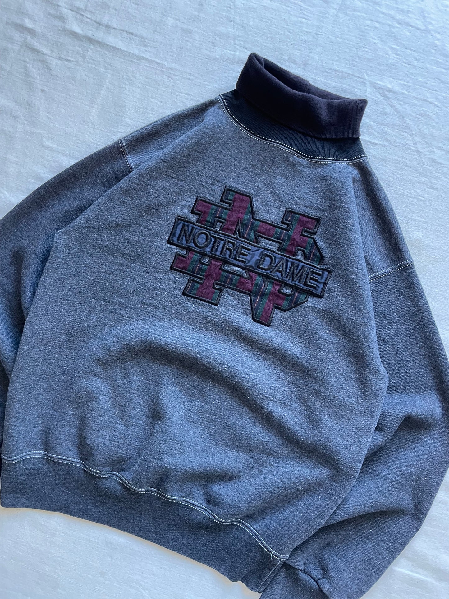 Vintage Notre Dame Turtleneck Sweatshirt Medium
