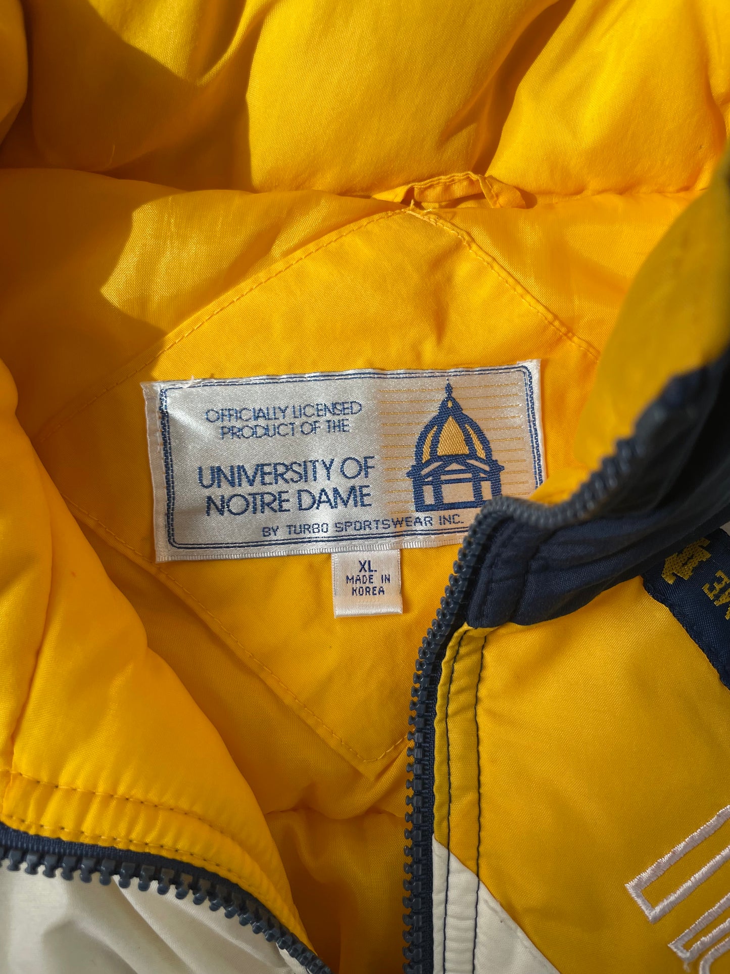 Vintage Notre Dame Puffer Jacket XLarge