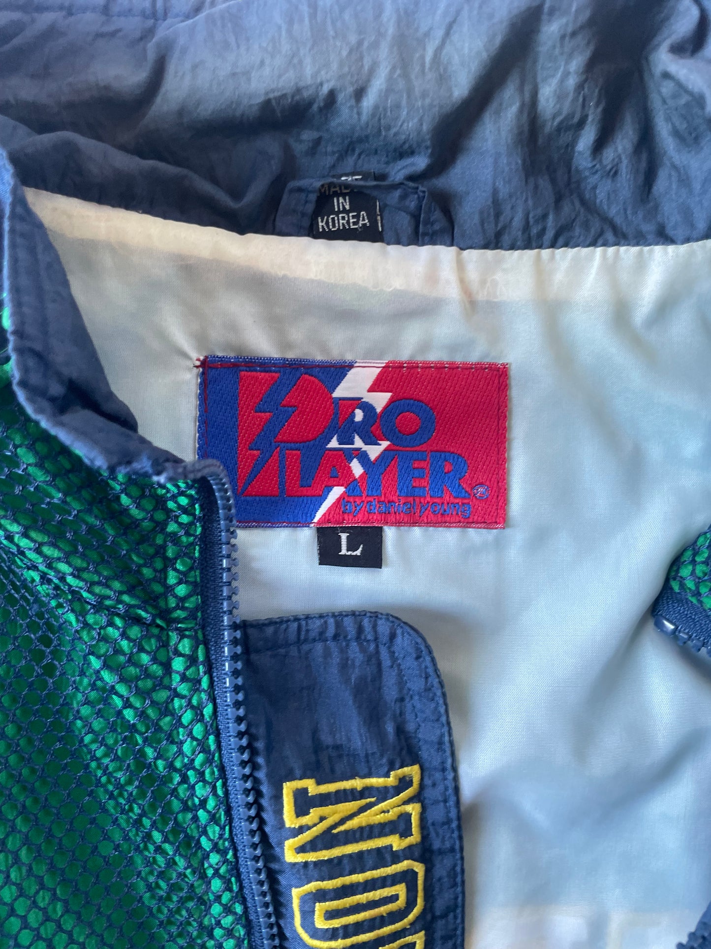 Vintage Notre Dame Windbreaker Jacket Large/XLarge