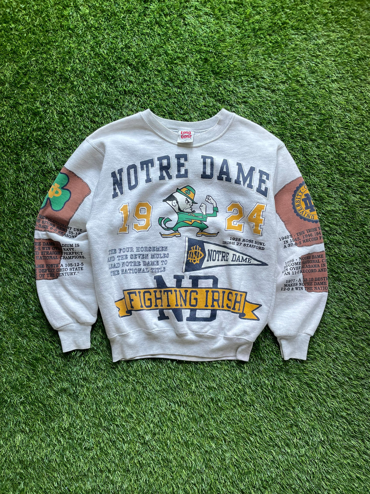 Vintage Notre Dame Fighting Irish National Champions Football Crewneck Medium