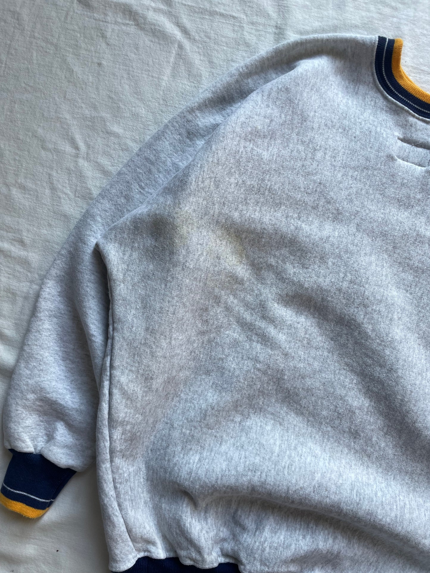 Vintage Notre Dame Spell Out Crewneck Large
