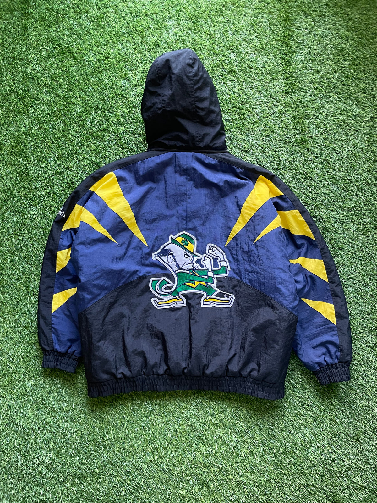 Vintage Notre Dame Puffer Jacket XLarge