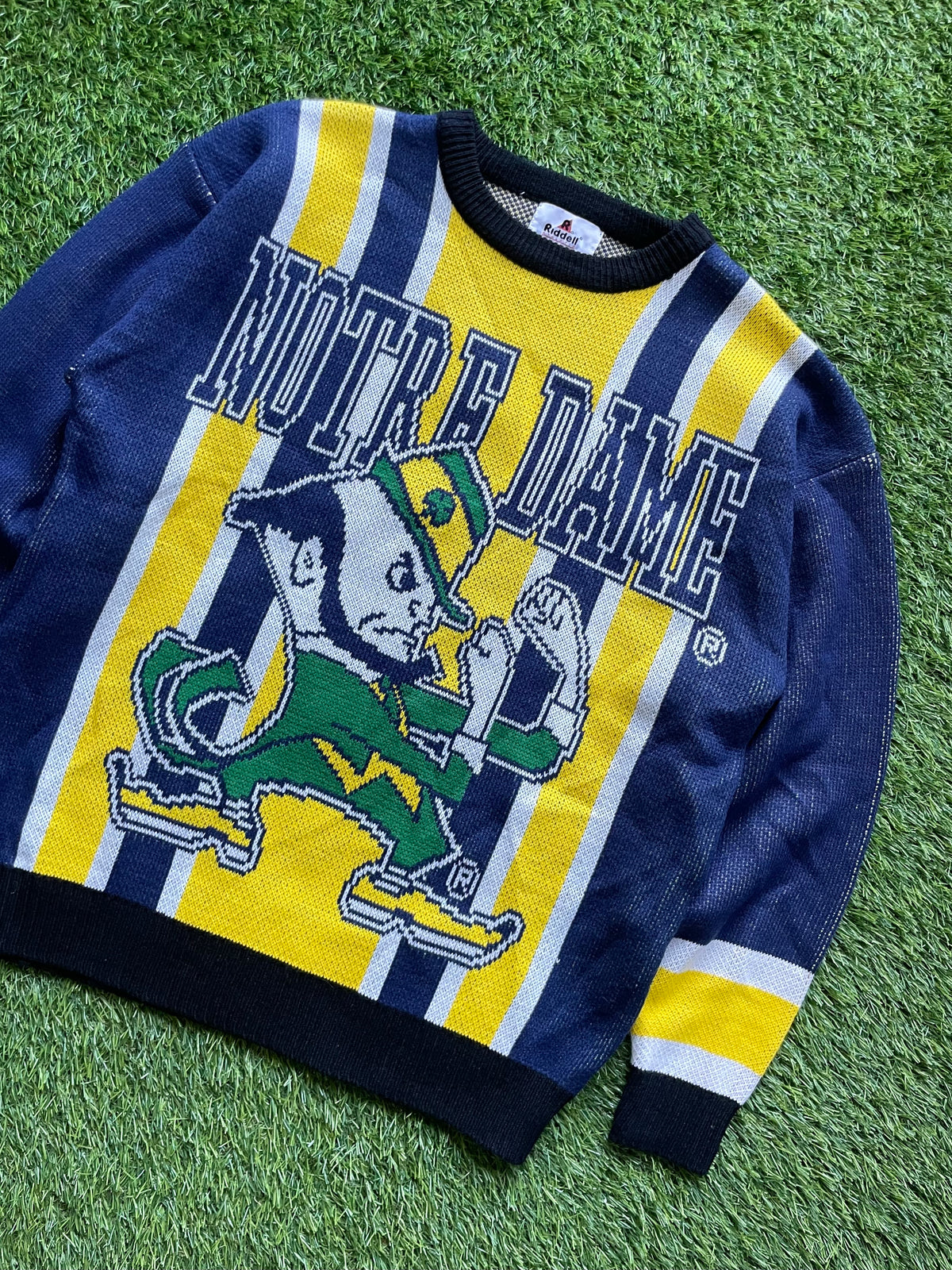 Vintage Notre Dame Knit Sweater Large/ XLarge
