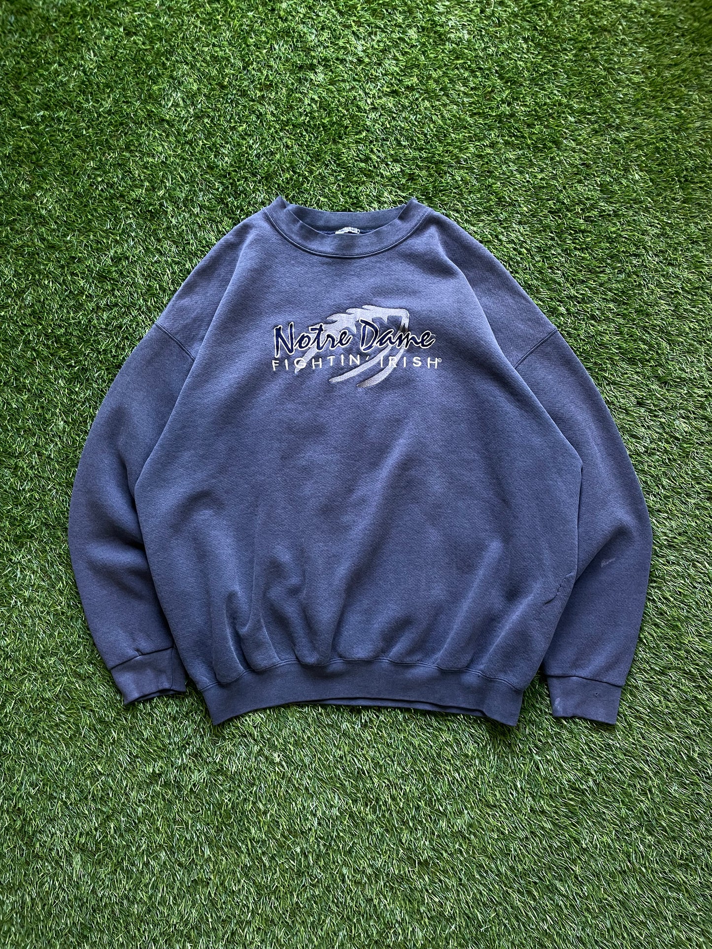 Vintage Notre Dame Fightin’ Irish Football Crewneck Large