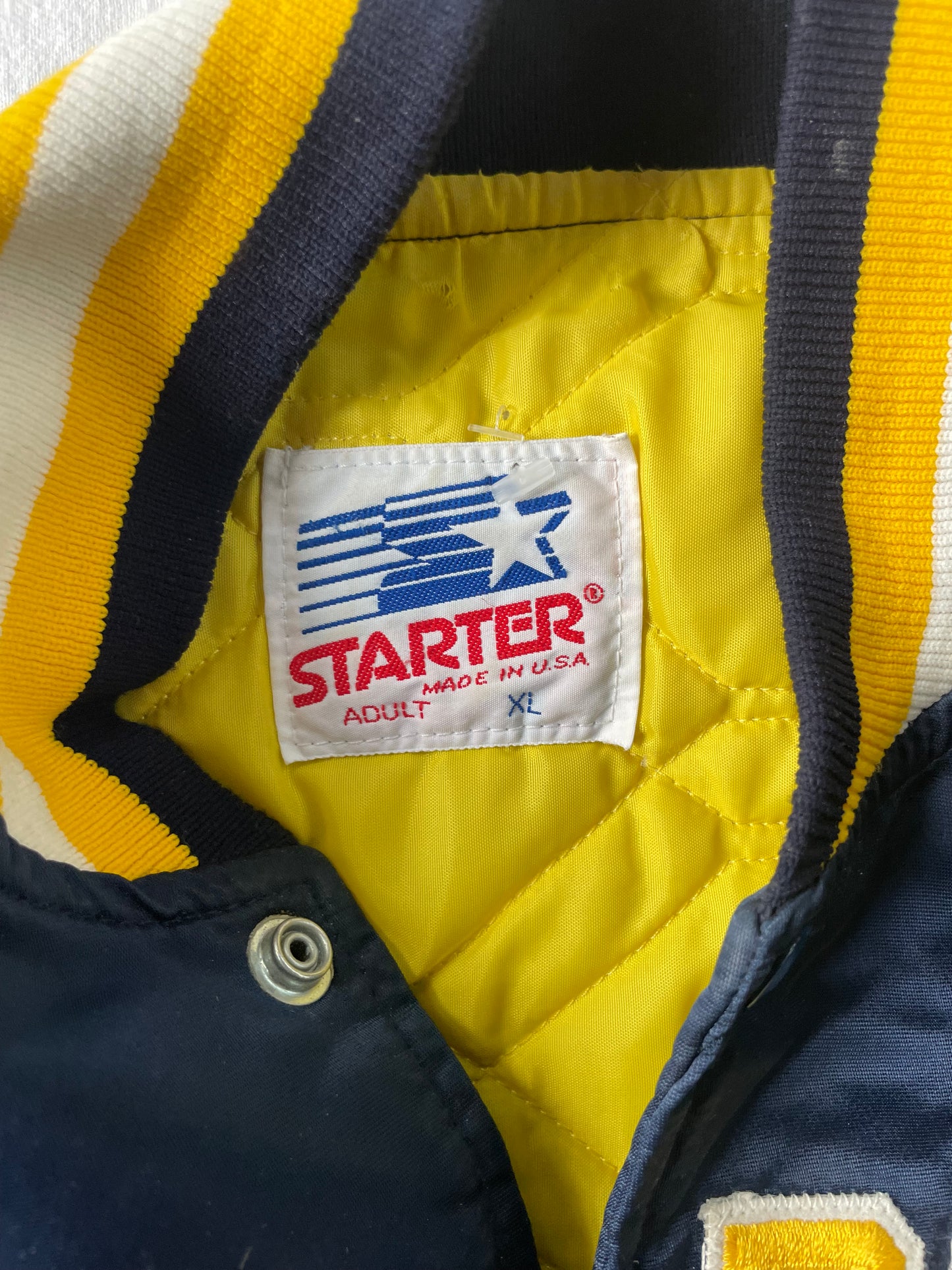 Vintage Notre Dame Starter Satin Jacket XLarge
