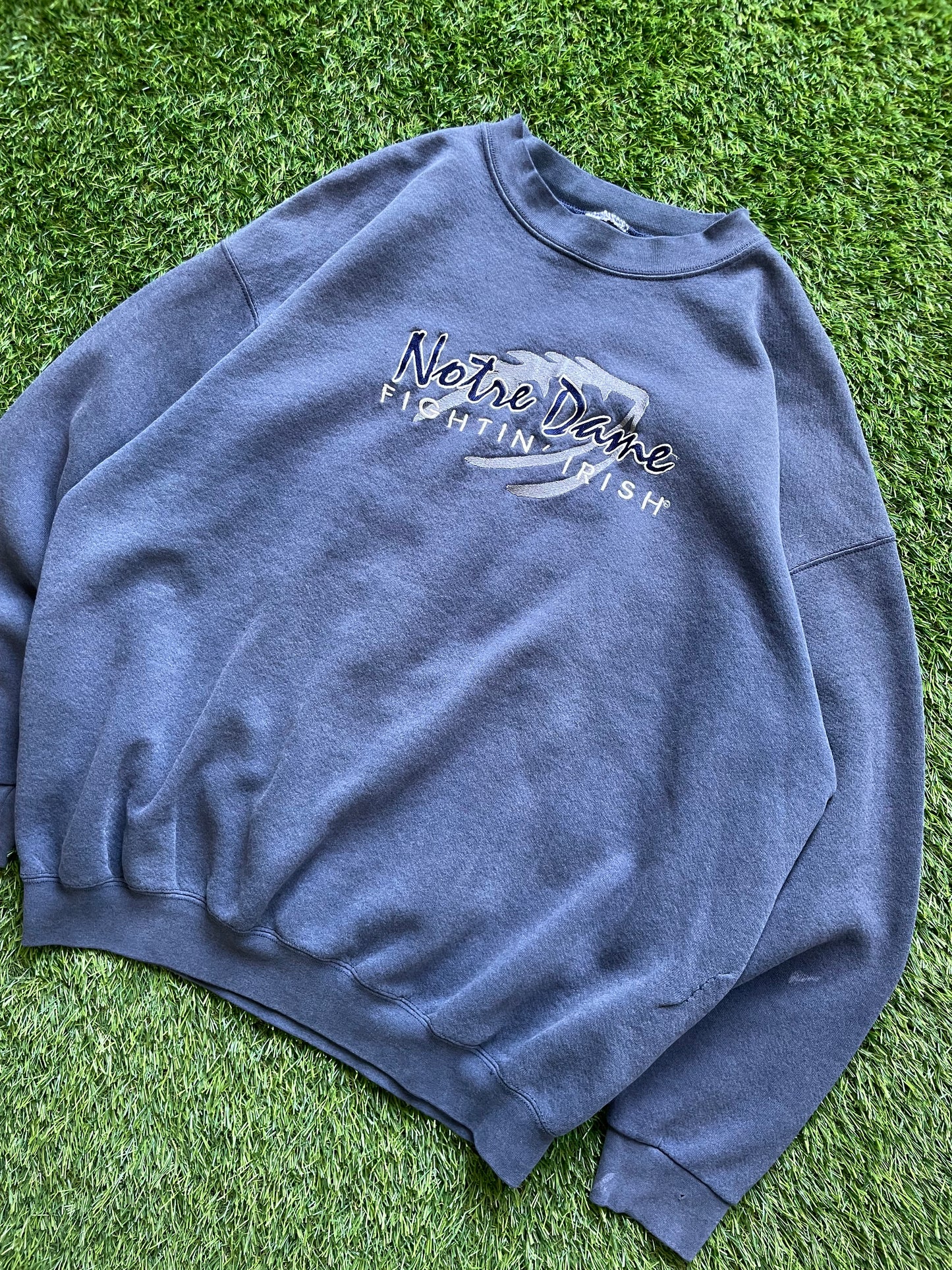 Vintage Notre Dame Fightin’ Irish Football Crewneck Large