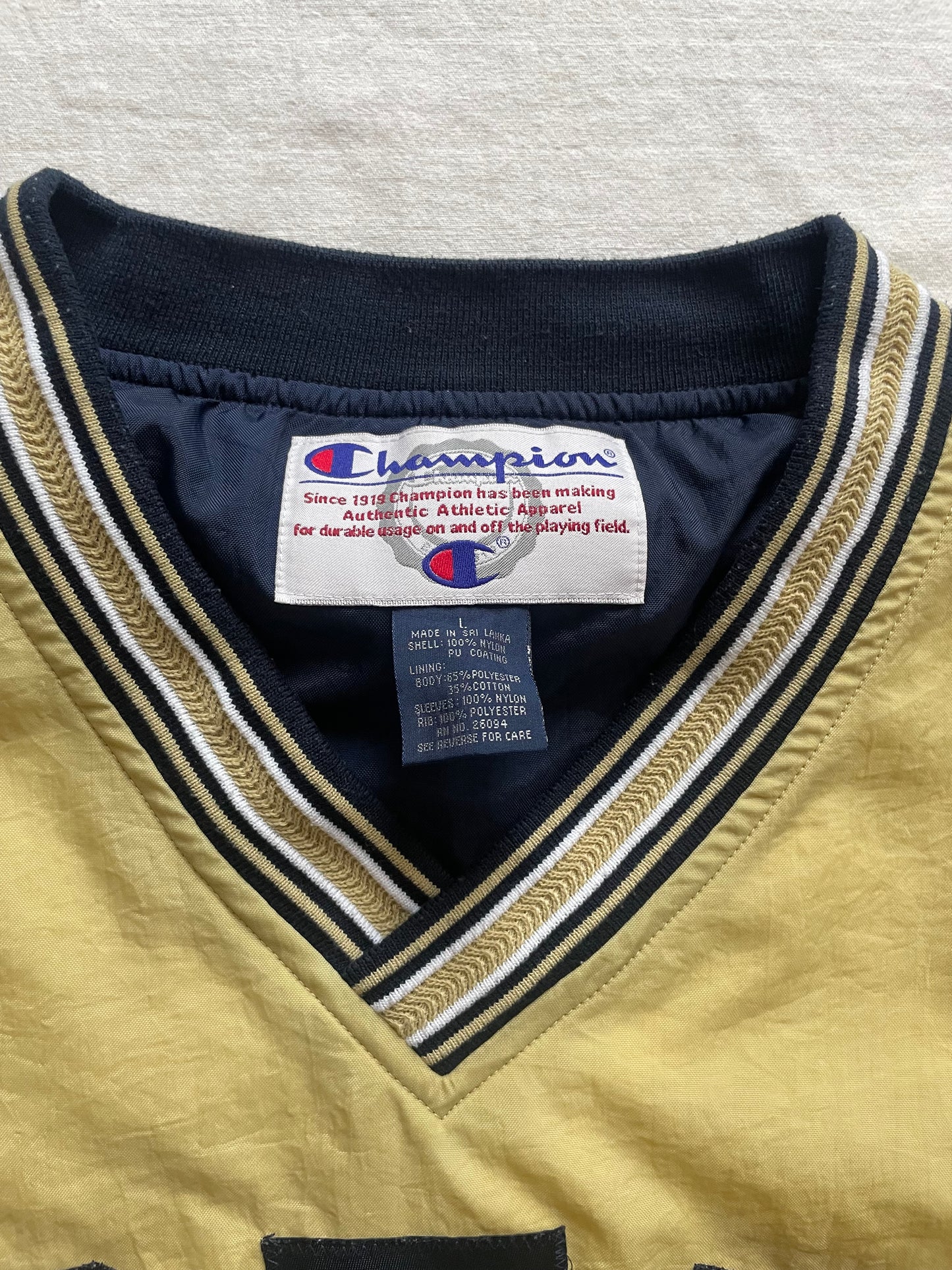 Vintage Notre Dame Pullover Windbreaker Large/XLarge