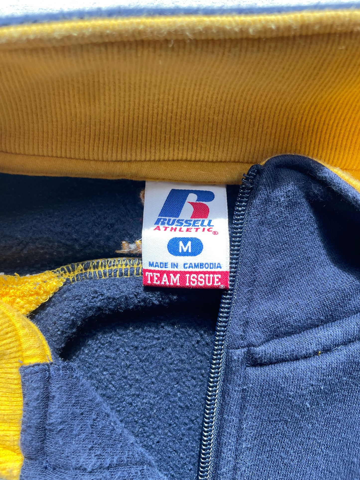 Vintage Notre Dame Quarter Zip Sweatshirt Medium