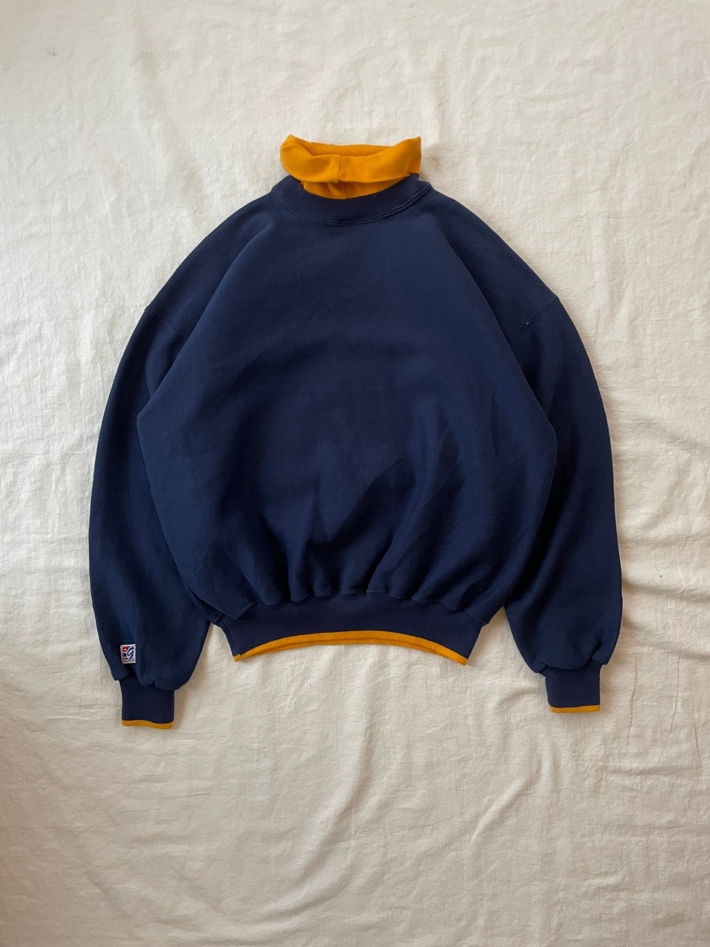 Vintage Notre Dame Turtleneck Sweatshirt Large